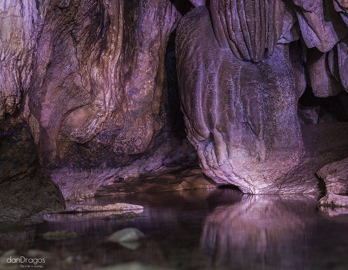 Trail: Vadu Crişului cave  – Mişidului valley – Moanei cave