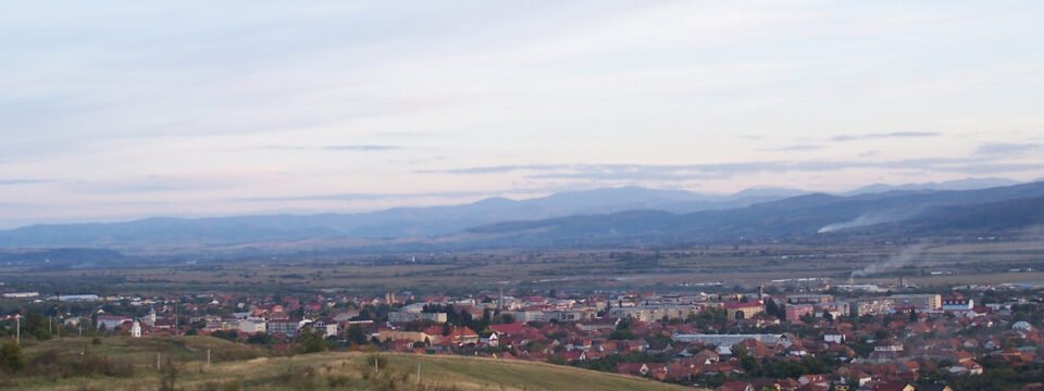 Vedere panoramica de pe dealul Husia
