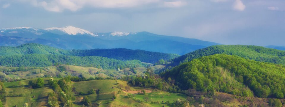 Apuseni Mountains from the Roșia village